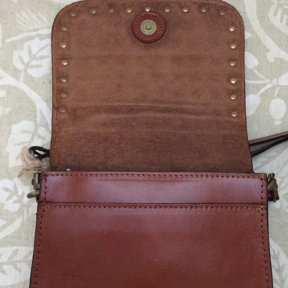 Patricia Nash Coin Rivoli Tan Crossbody - Picture 7 of 8